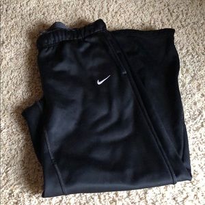 Draw string Nike sweats with zip bottoms